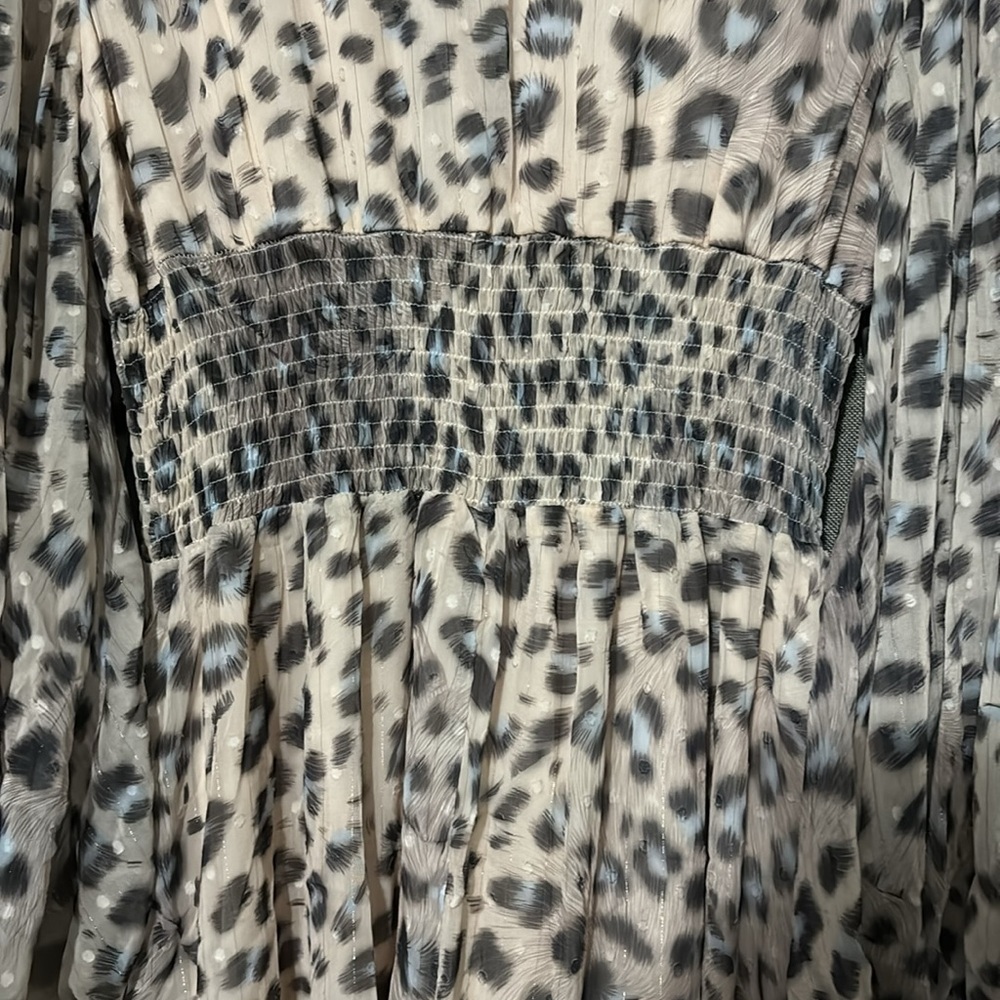 Women’s Fate cold shoulder animal print dress sz small - Picture 6 of 12